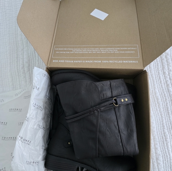 Journee Collection! - Picture 4 of 7